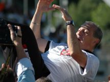 Castori lanciato in aria: l'Ascoli fa festa per la salvezza (foto Giammusso)
