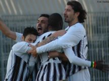 Di Donato, Scalise e Peccarisi abbracciano Papa Waigo