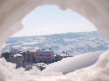 Paesaggio innevato da Montefiore dell'Aso. Foto di Massimo Lauri