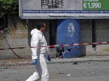 Bomba e terrore a Brindisi