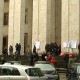 Operai della Haemonetics davanti al tribunale di Ascoli