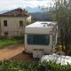 Terremoto, a Montemonaco si vive in roulotte