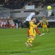 Ascoli-Parma, Salvi colpisce il palo di testa (Foto Andrea Giammusso)