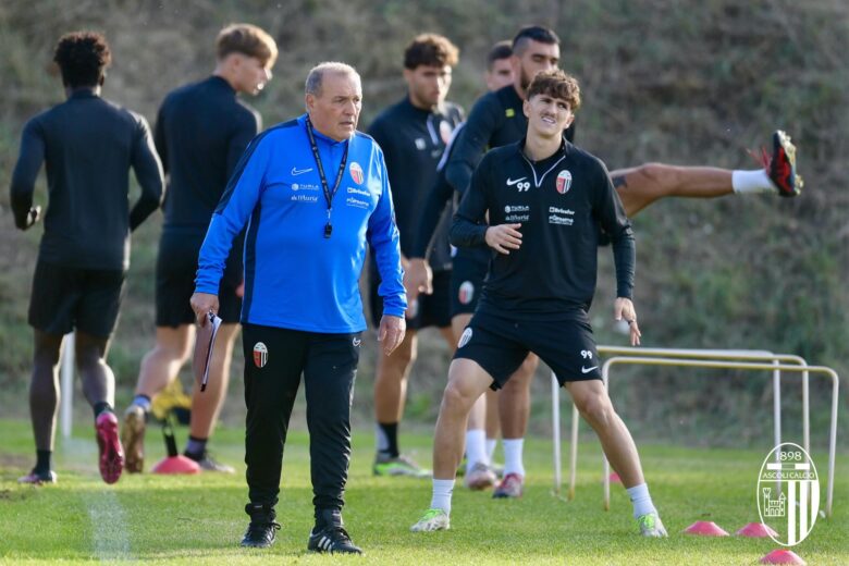 mister castori foto ascoli calcio